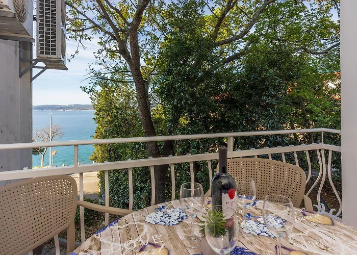 Apartament Traumhaftes Nur 70 Meter Zum Mit Meerblick Und Privatparkplatz Selce