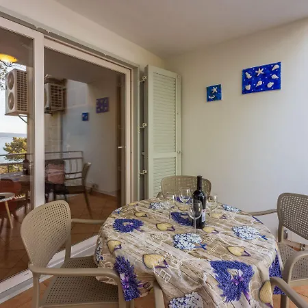 Traumhaftes Nur 70 Meter Zum Mit Meerblick Und Privatparkplatz Apartmán Selce