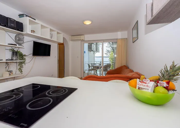 شقة Traumhaftes Nur 70 Meter Zum Mit Meerblick Und Privatparkplatz